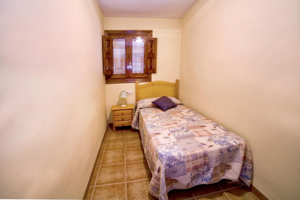 Apartamentos Prades Morella Bilik gambar