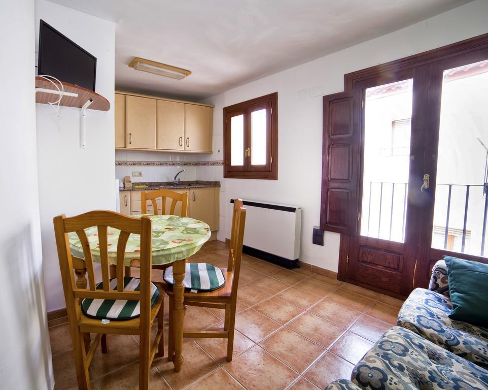 Apartamentos Prades Morella Bilik gambar